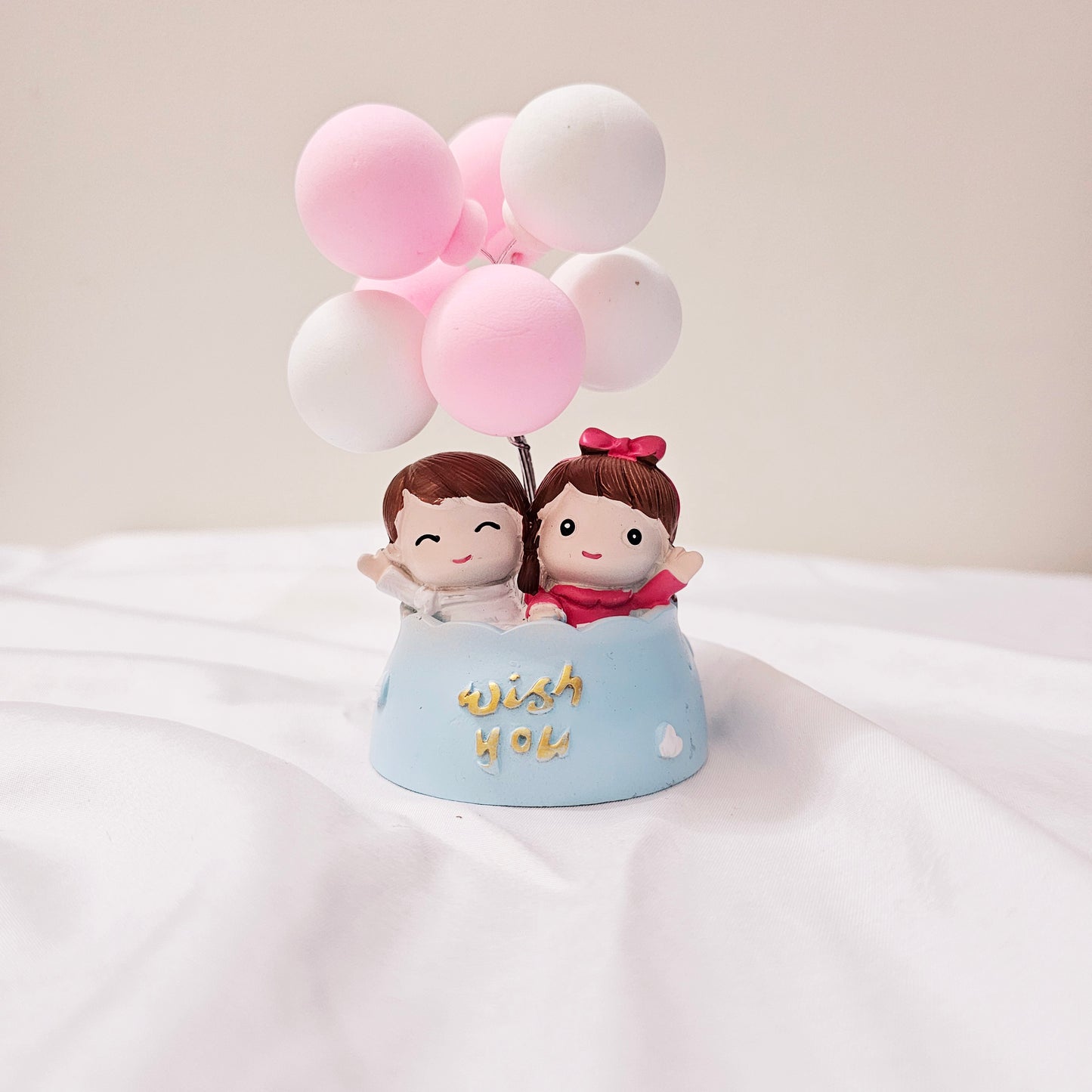 The Flair Store™ Valentine Gift for Girlfriend Boyfriend -Romantic Couple Miniature Statue with Balloons in Pot Decorative Showpiece Gift for Him Her Anniversary Wedding Birthday