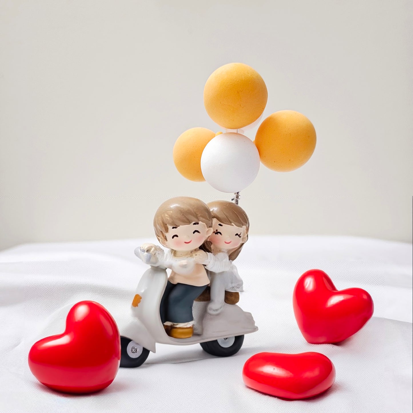 The Flair Store™ Romantic Couple Miniature Statue with Balloons on a Motor Bike Decorative Showpiece- Gift for Girlfriend Boyfriend Wife Husband Him Her Anniversary Wedding Birthday Valentine